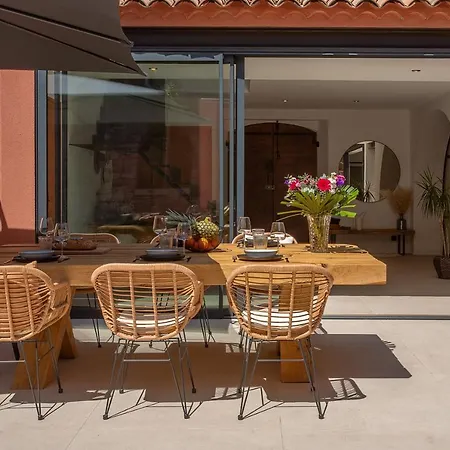 De 300m² Proche De La Saint-Raphael (Var)