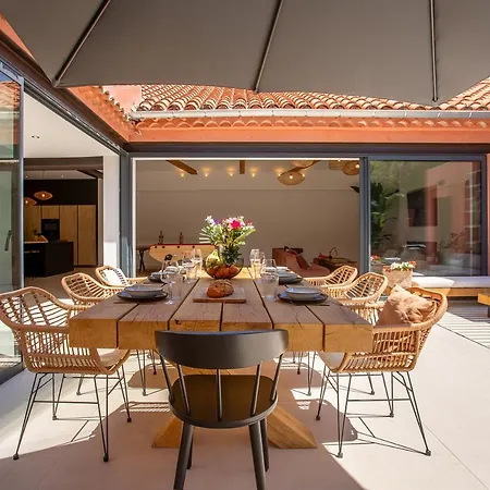 De 300m² Proche De La Plage